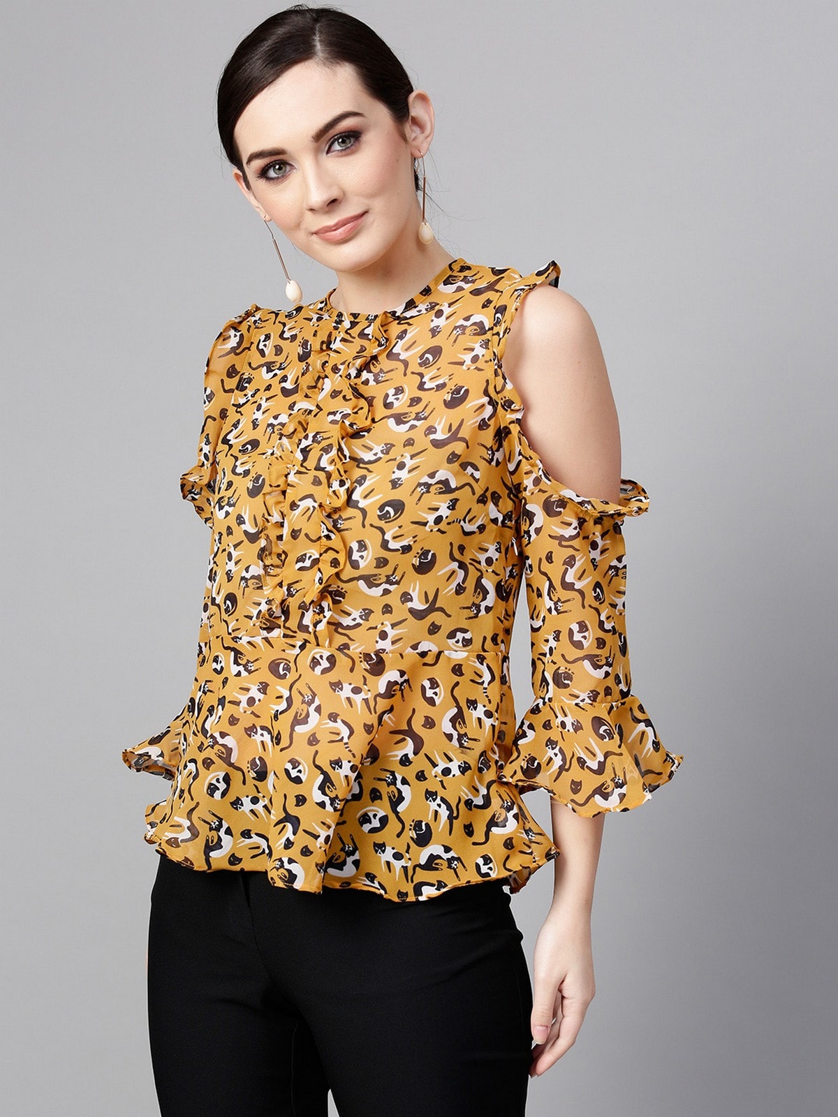 Stradda Womens Cat Print Ruffled Top