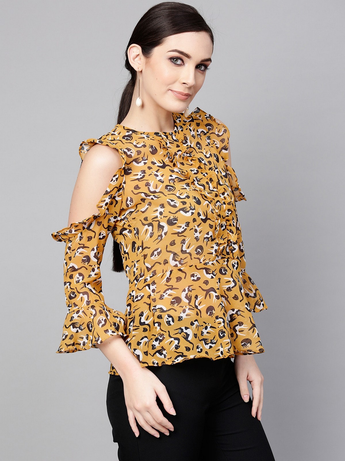 Stradda Womens Cat Print Ruffled Top