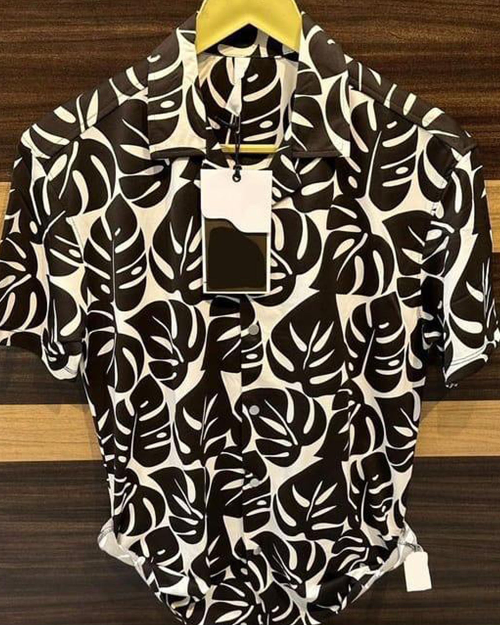 Leafy Black - Regular Fit Shirt